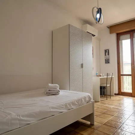Smartstay23 Penzion Verona